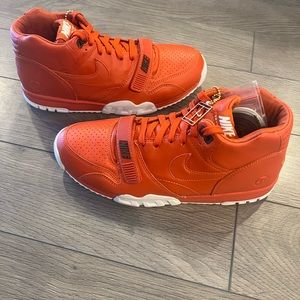 Retro Nike Air Trainer 1